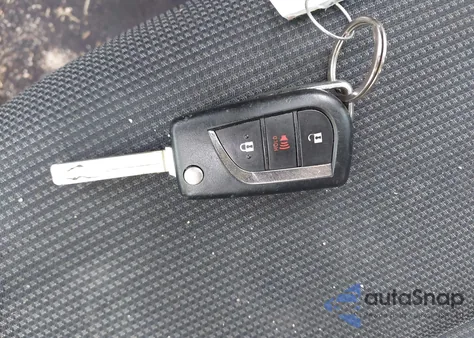 2019 Toyota Rav4 Le z USA, uszkodzony, nr VIN 2T3H1RFV7KW052070